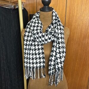 Black‎ & White Houndstooth Fringe Scarf